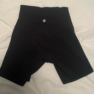 lululemon align shorts